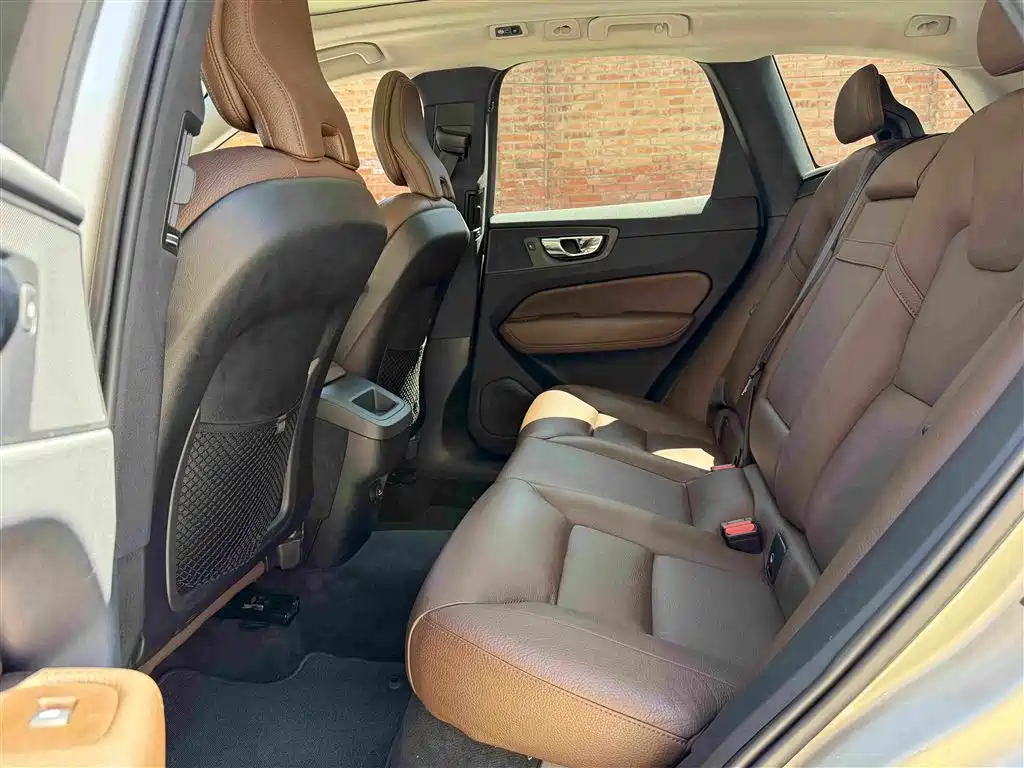 Volvo XC60 — миниатюра 17