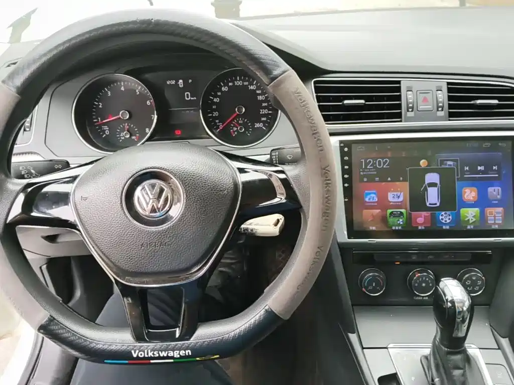 Volkswagen Lamando — миниатюра 10