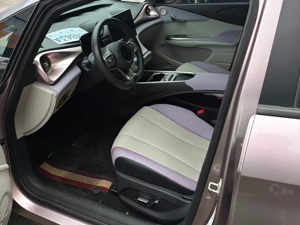 BYD Dolphin - фото 9
