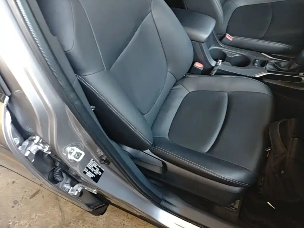 Toyota Corolla Cross — миниатюра 25