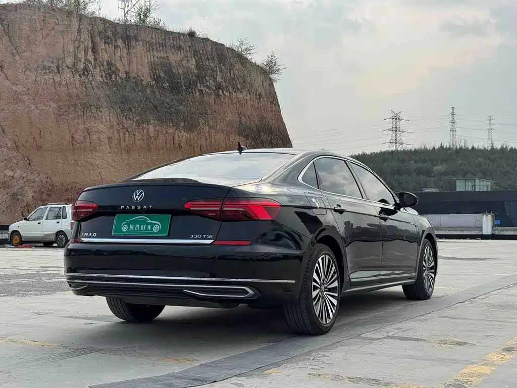 Volkswagen Passat — миниатюра 9