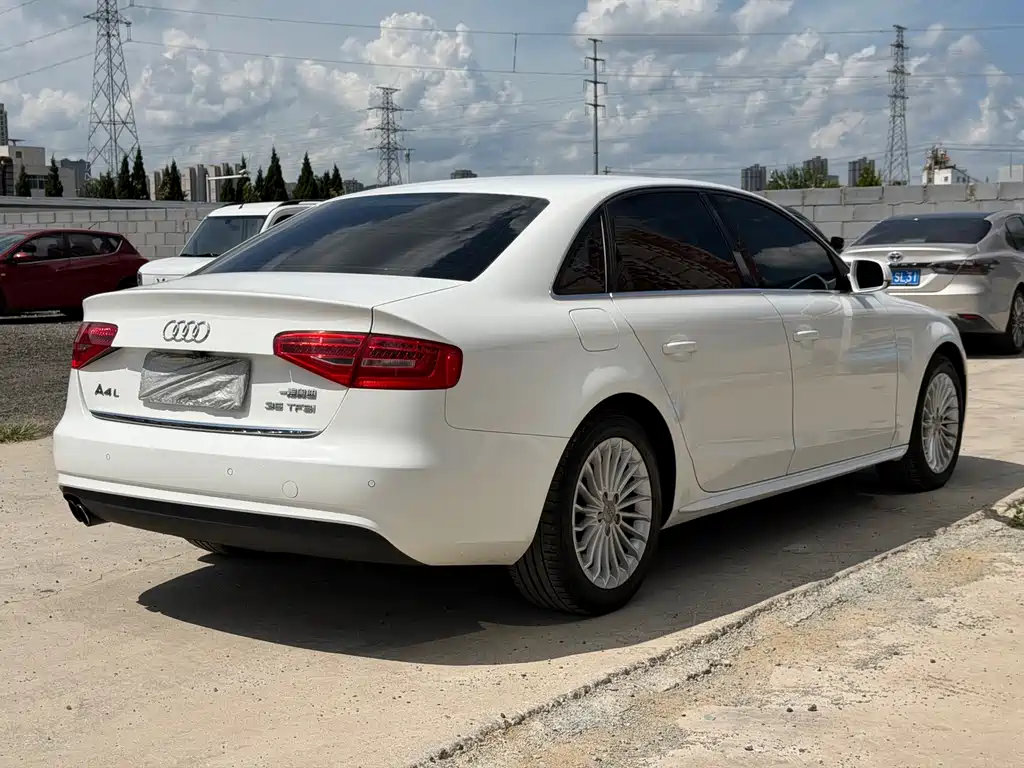 Audi A4L — миниатюра 5