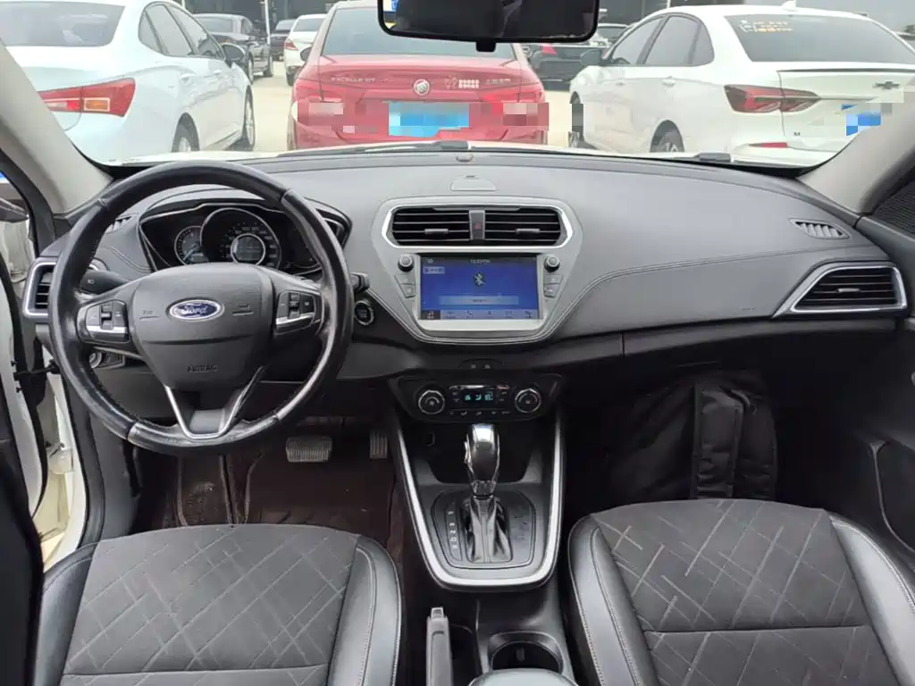 Ford Escort — миниатюра 10