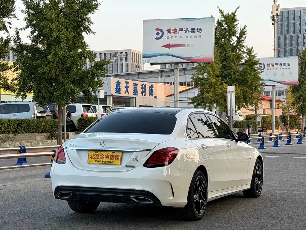 Mercedes-Benz C-Class — миниатюра 4