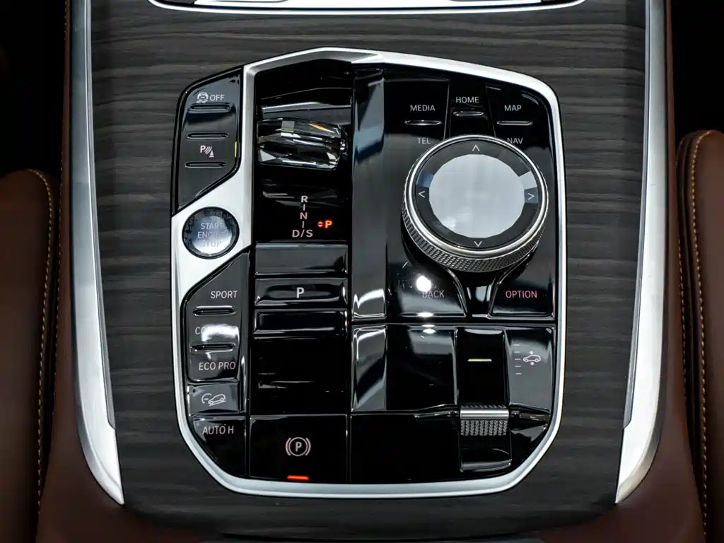 BMW X7 — миниатюра 19