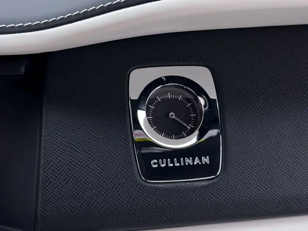 Rolls-Royce Cullinan — миниатюра 39