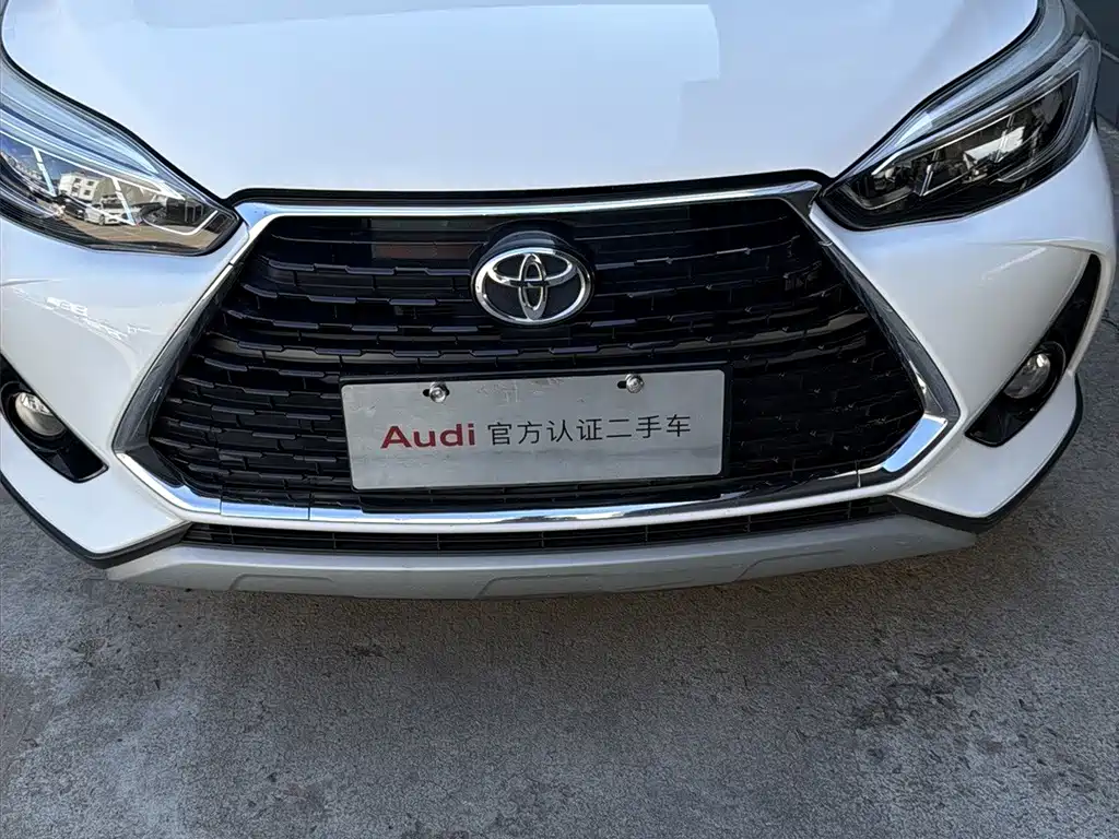 Toyota Yaris L — миниатюра 16