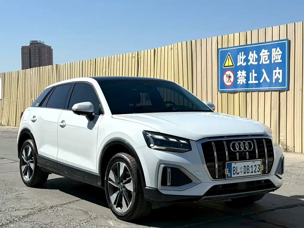Audi Q2L — миниатюра 3