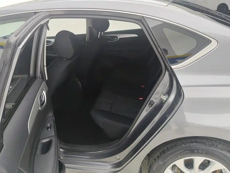 Nissan Sylphy — миниатюра 11
