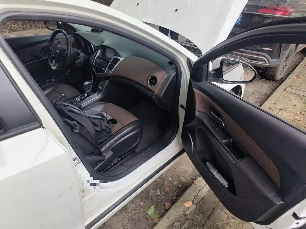 Chevrolet Cruze — миниатюра 20