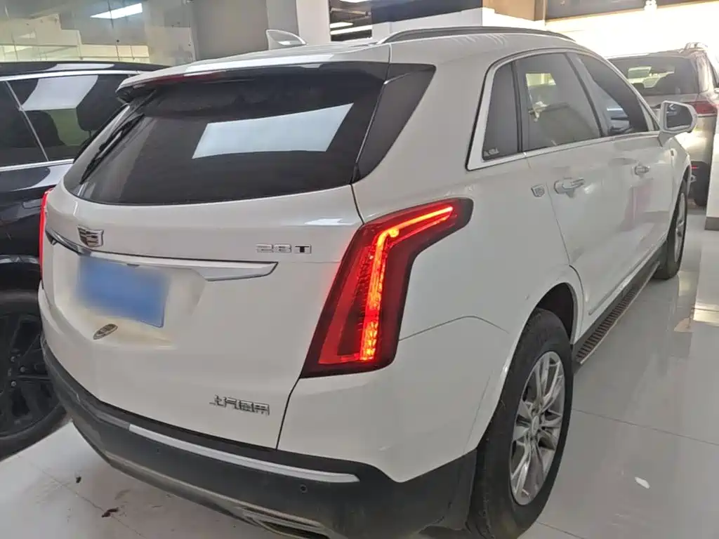 Cadillac XT5 — миниатюра 7