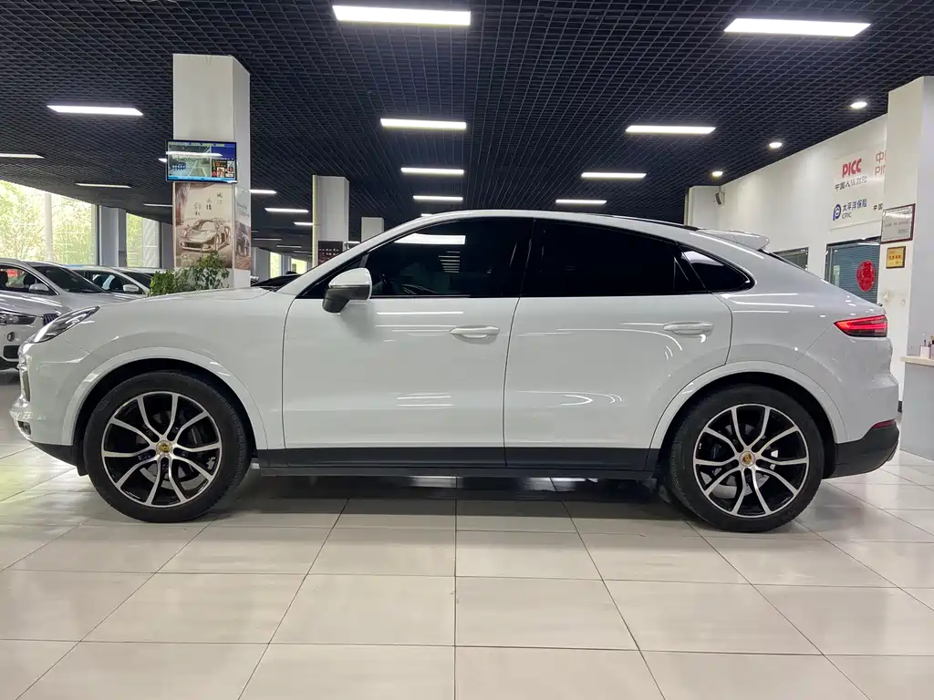 Porsche Cayenne 2023 Cayenne Coupé 3.0T