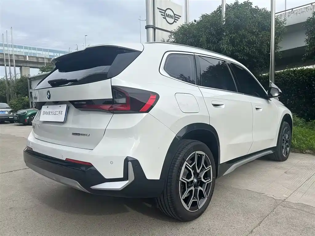 BMW X1 2023 sDrive25Li X
