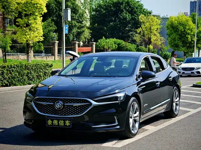 BUICK LACROSSE 2022