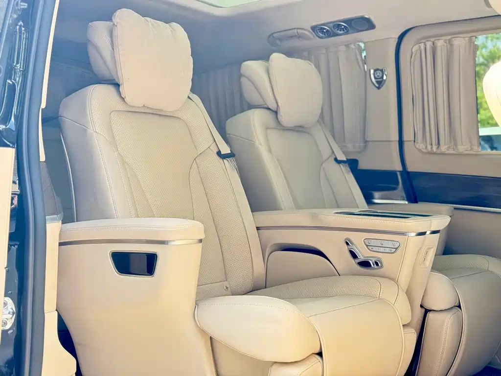 Mercedes-Benz V-Class — миниатюра 34