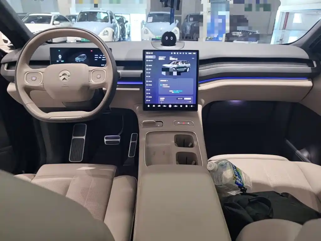 NIO ES8 — миниатюра 10