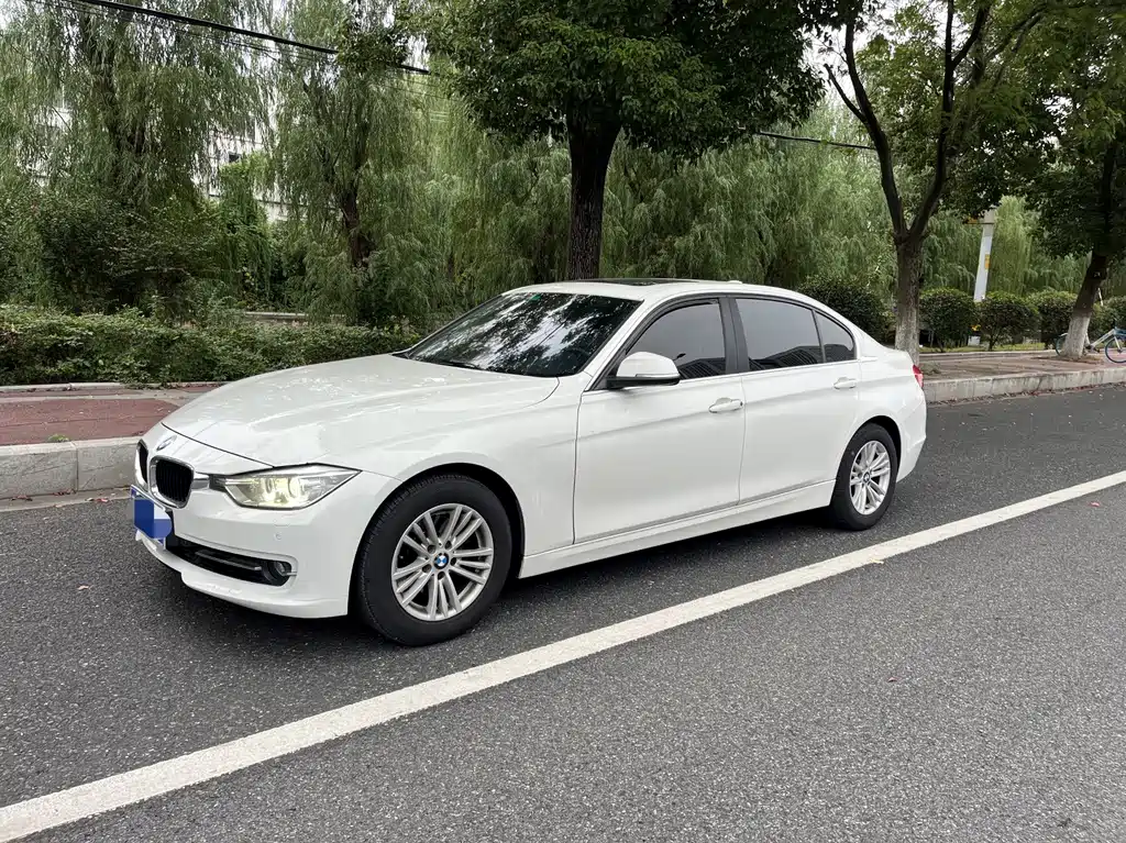 BMW 3 Series — миниатюра 2