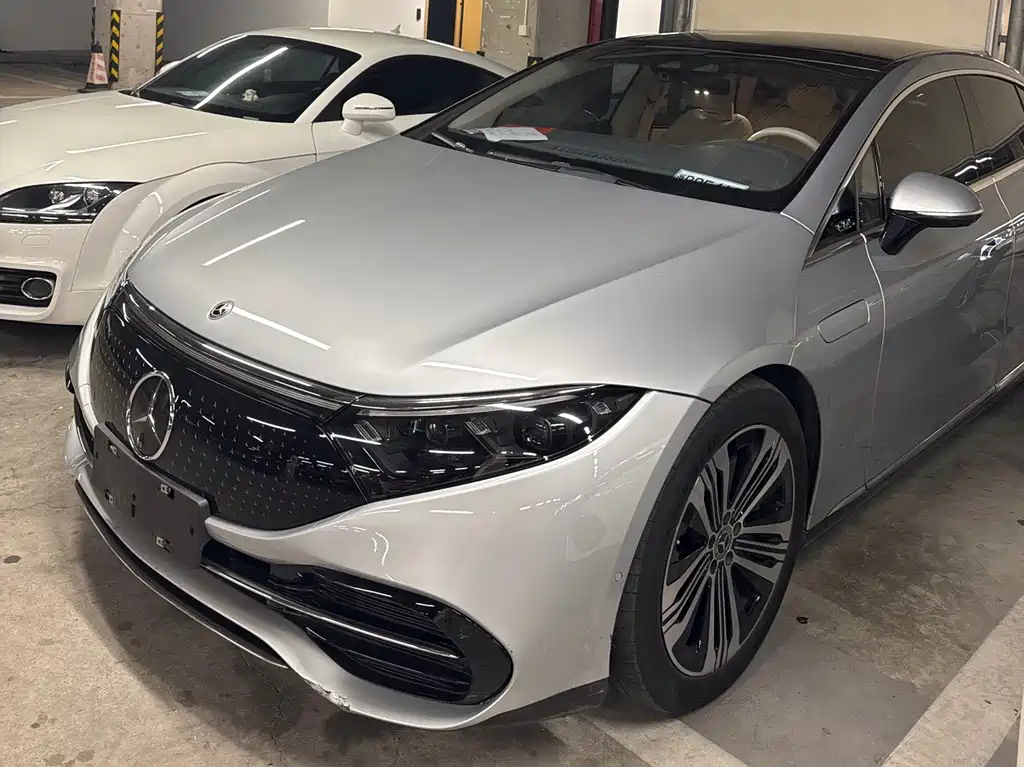Mercedes-Benz EQS