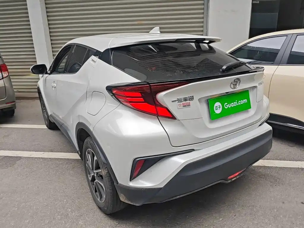 Toyota IZOA — миниатюра 5