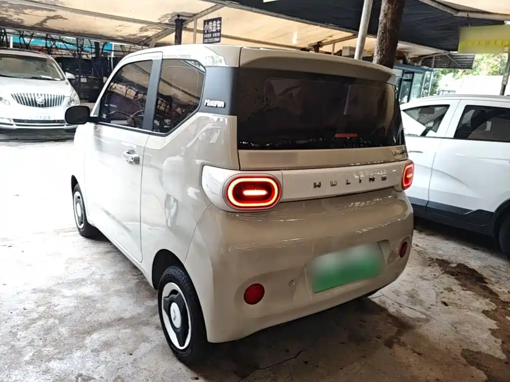 Wuling MINIEV — миниатюра 5