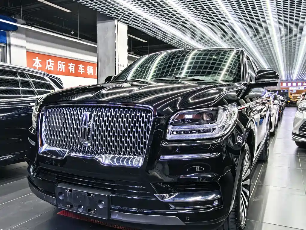 Lincoln Navigator