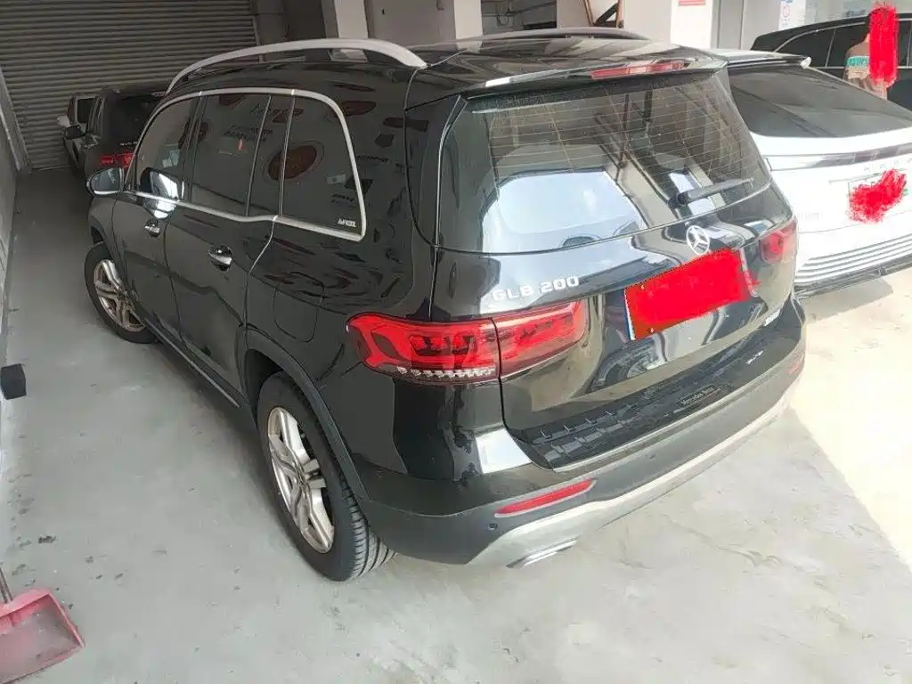 Mercedes-Benz GLB — миниатюра 2
