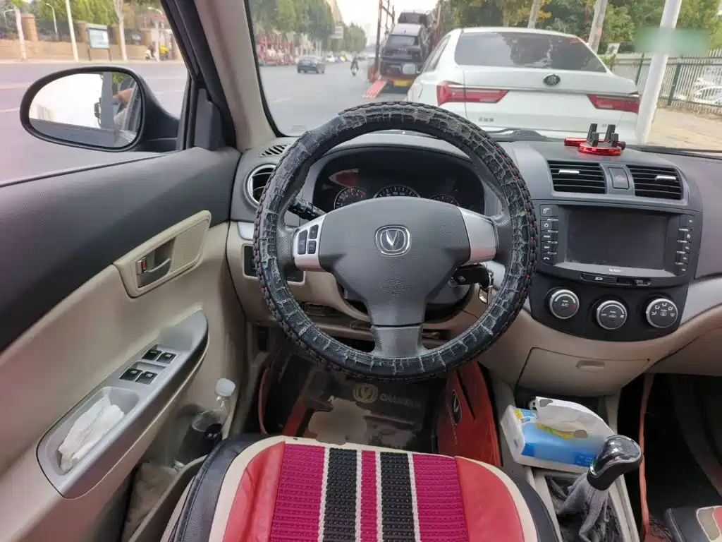 Changan V5 — миниатюра 11