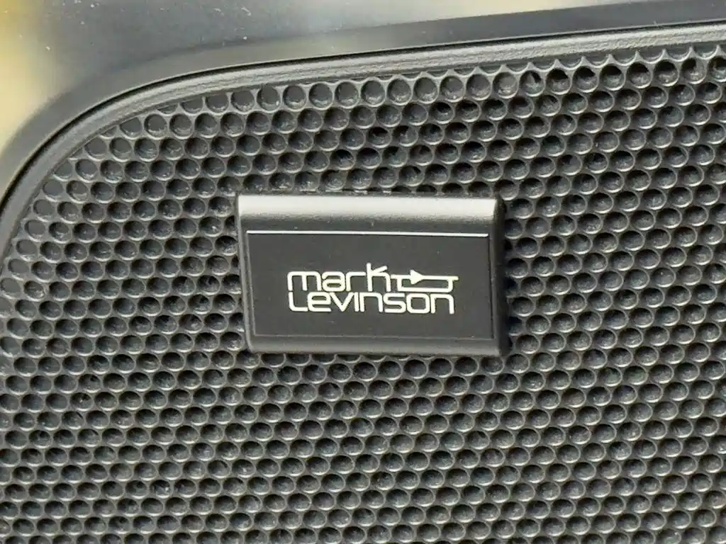 Lexus LM — миниатюра 18