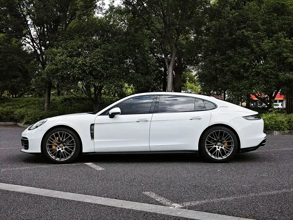 Porsche Panamera — миниатюра 4