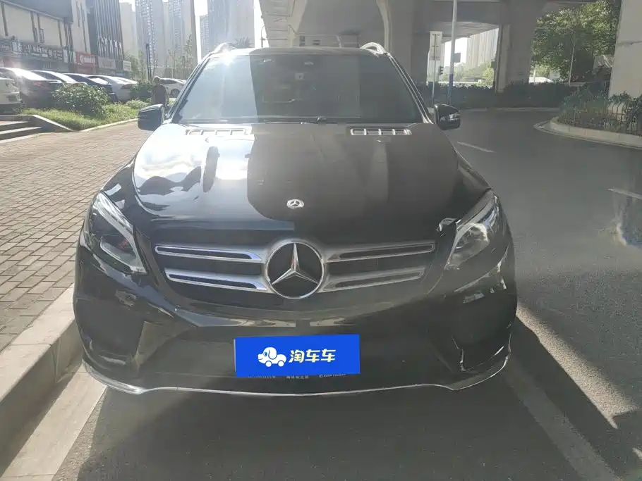 Mercedes-Benz GLE (Import) — миниатюра 2