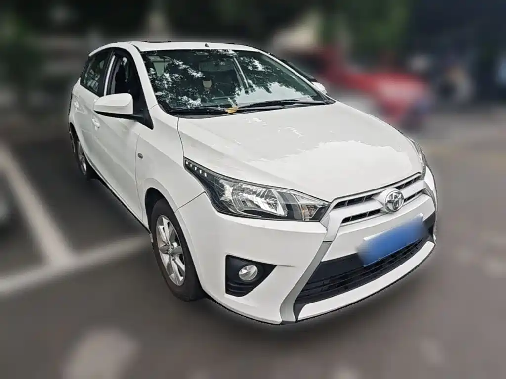 Toyota Yaris L — миниатюра 6