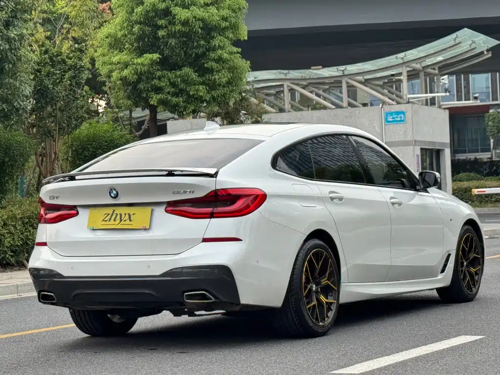 BMW 6 Series GT — миниатюра 7