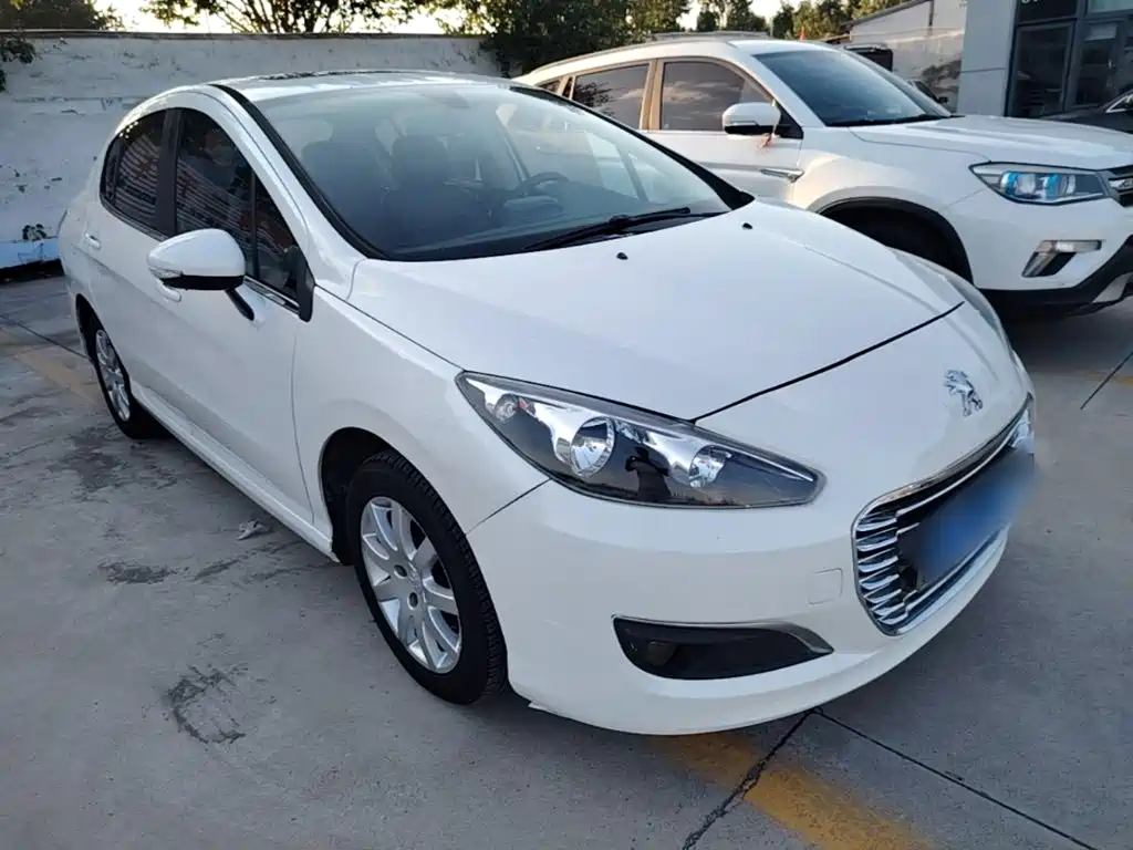 Peugeot 308 — миниатюра 4