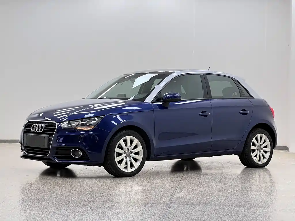 Купить Audi A1