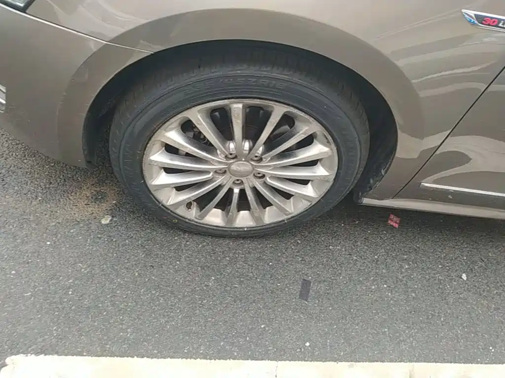 Volkswagen Passat — миниатюра 23