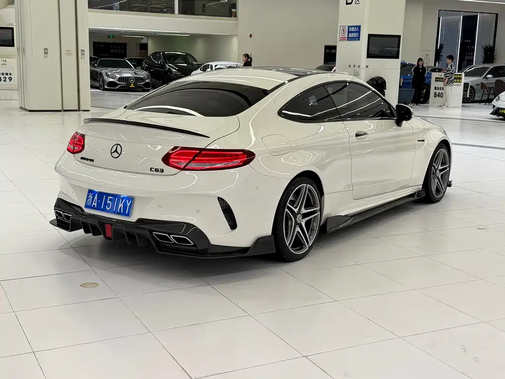 MERCEDES-BENZ C CLASS AMG