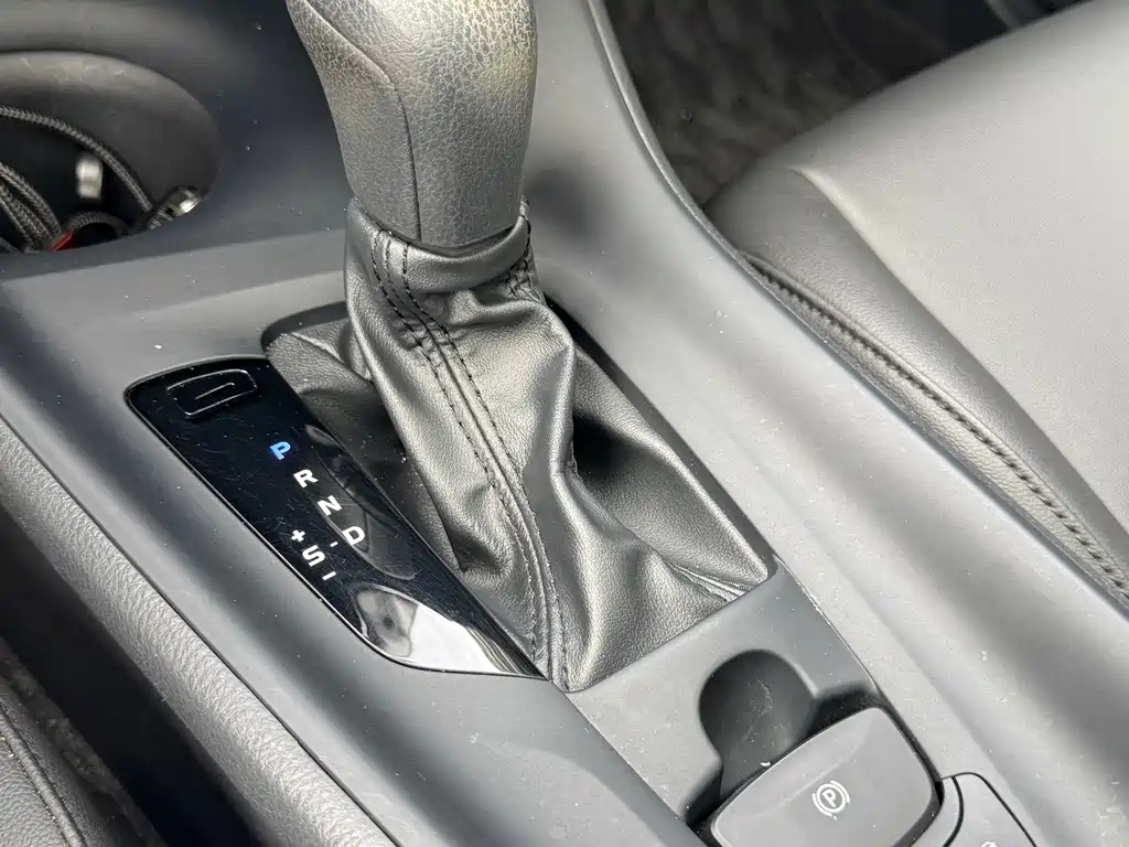 Toyota IZOA — миниатюра 7