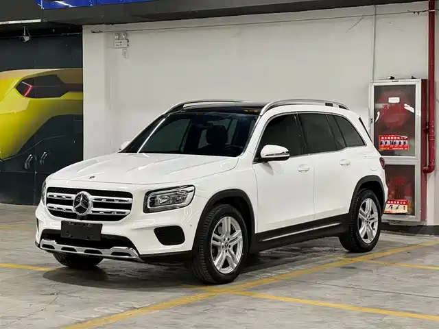 MERCEDES-BENZ GLB 2022