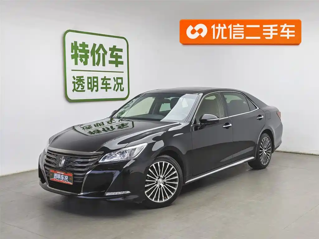 Toyota Crown 2018