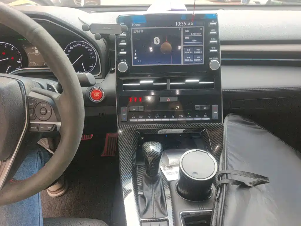 Toyota Avalon — миниатюра 10