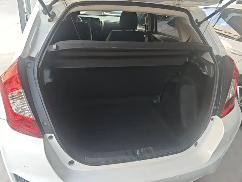 Honda Fit — миниатюра 19