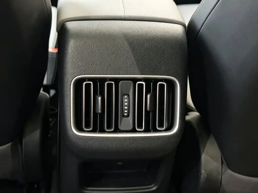 BYD Sealion 05 DM-i — миниатюра 10
