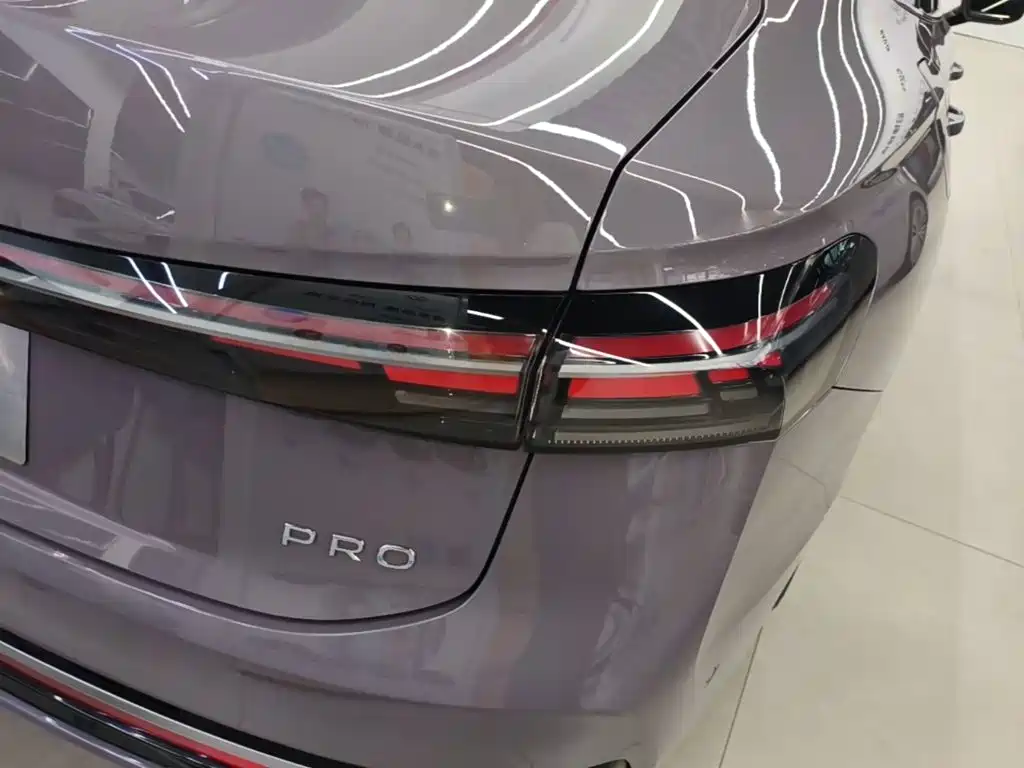 Volkswagen Passat — миниатюра 8