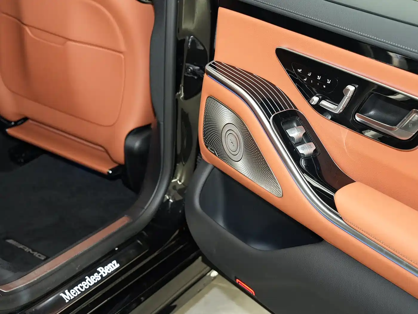 Mercedes-Benz S-class 2024 Черный из Китая, фото 6