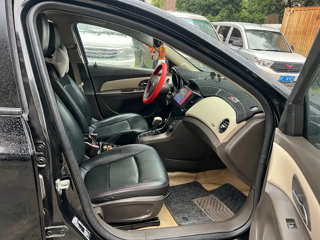 Chevrolet Cruze — миниатюра 8