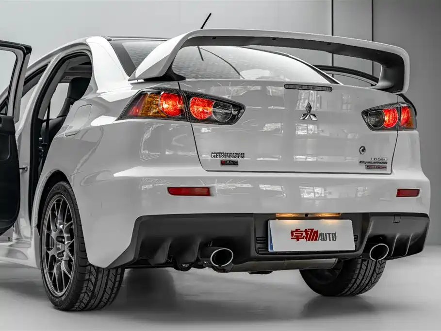 Mitsubishi Lancer — миниатюра 50