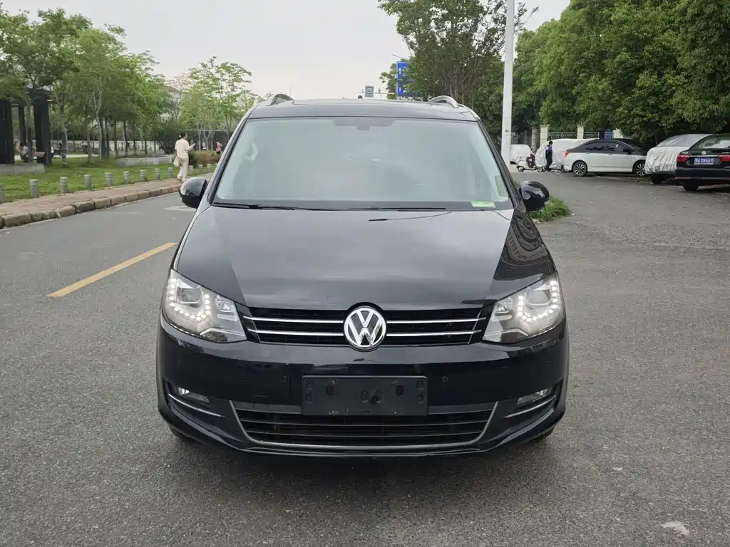 Volkswagen Sharan — миниатюра 2