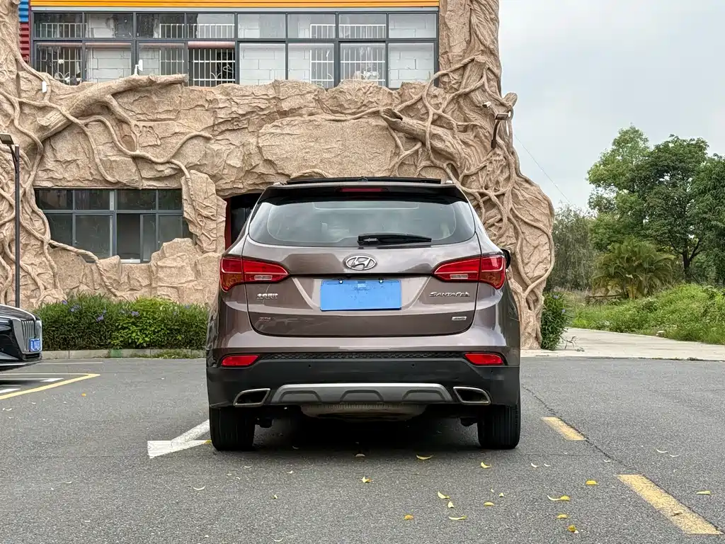 Hyundai Santa Fe — миниатюра 4