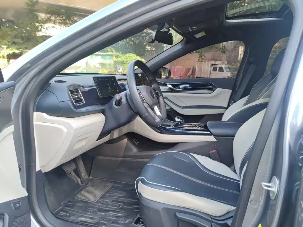 BYD Qin Plus PLUS 2023 Champion DM-i 120KM Lead