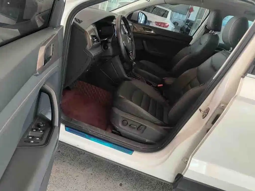 Volkswagen Tharu — миниатюра 8